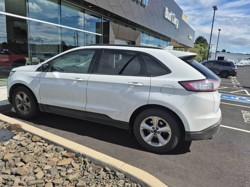 Used 2015 Oxford White Ford SE image 7