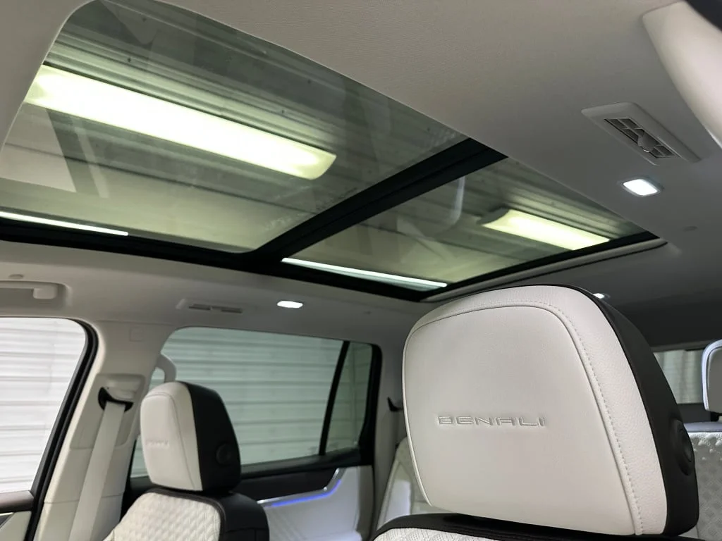 2026 GMC Acadia Denali - Photo 7