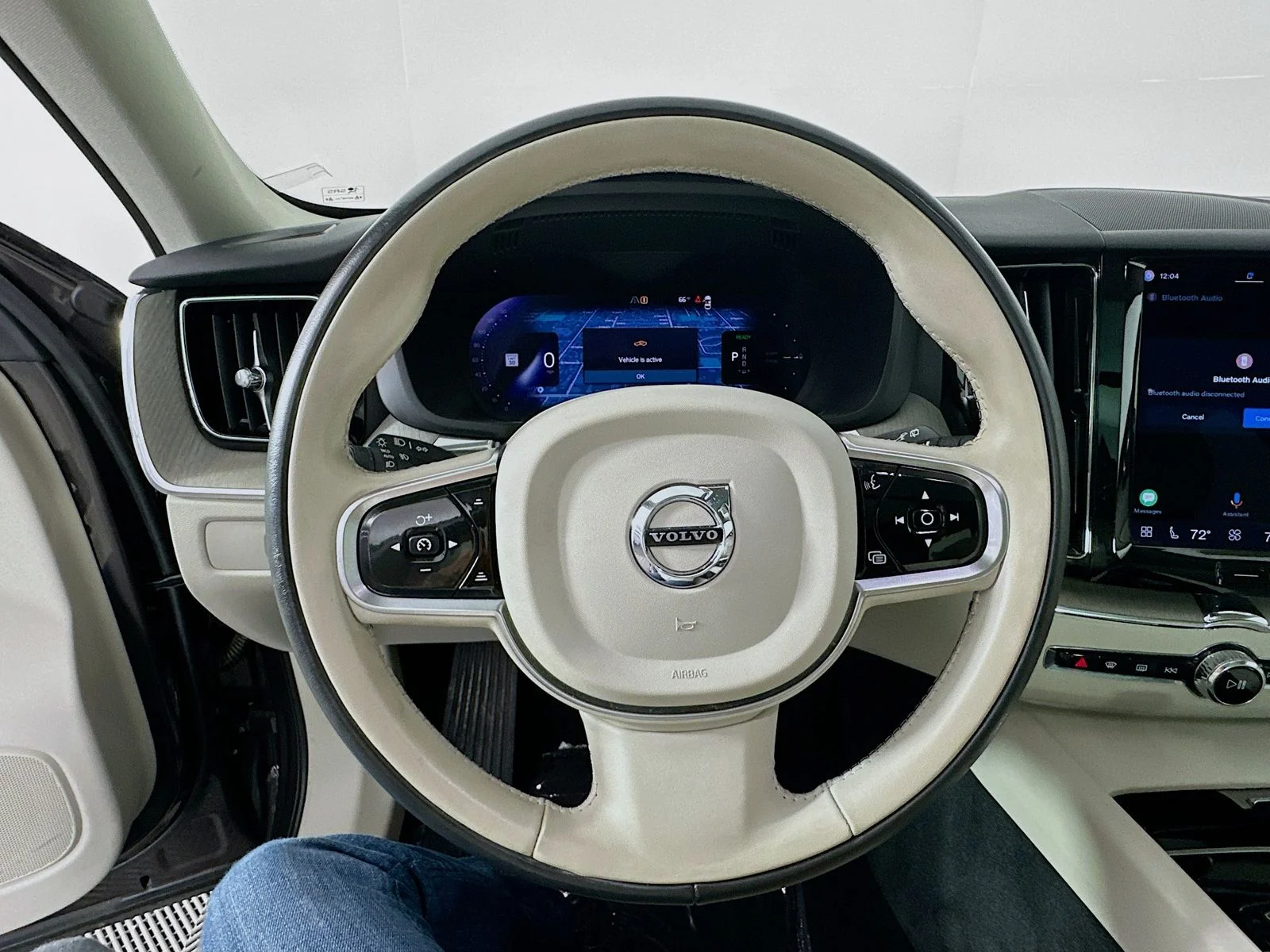 Used 2023 Gray Volvo T8 Plus Dark Theme image 11