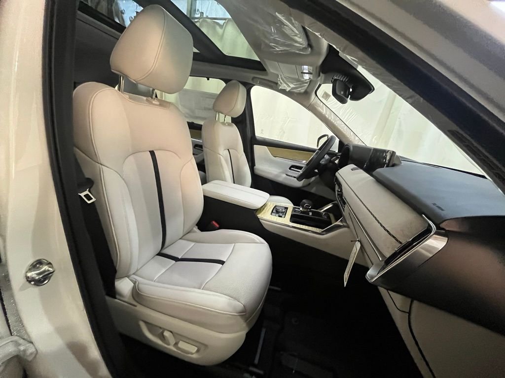 2026 Mazda CX-90 Premium Plus Package - Photo 12
