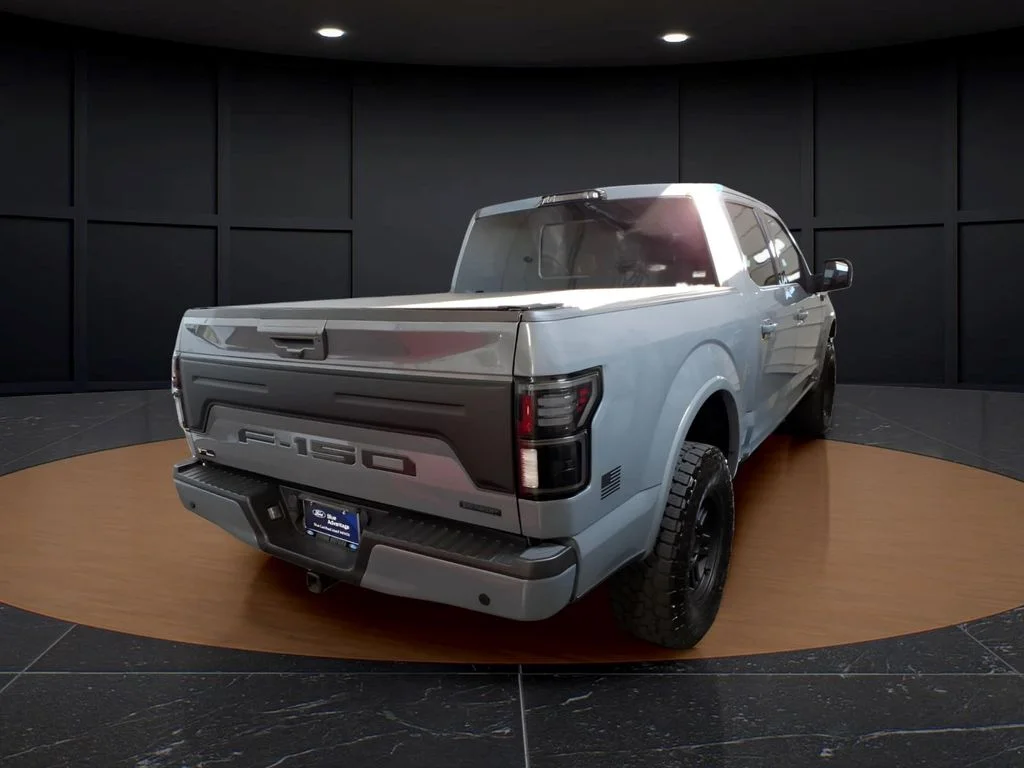 Certified Used 2019 Gray Metallic Ford Lariat image 4