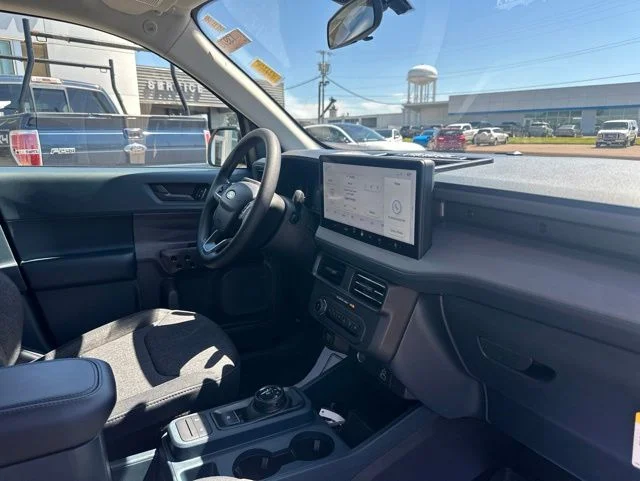 2026 Ford Maverick XLT - Photo 9