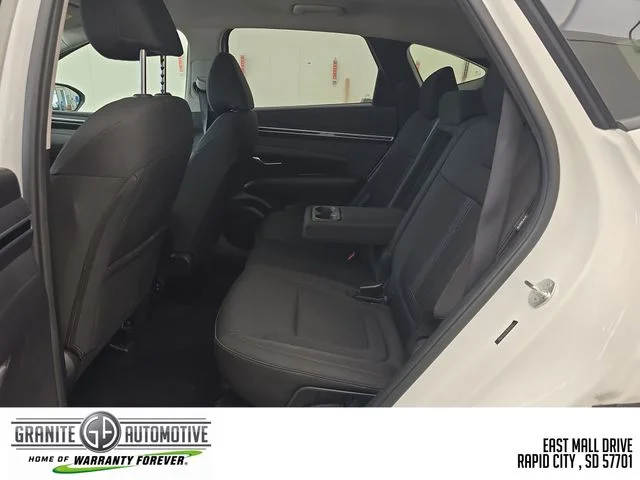 Used 2024 White Hyundai SEL image 25