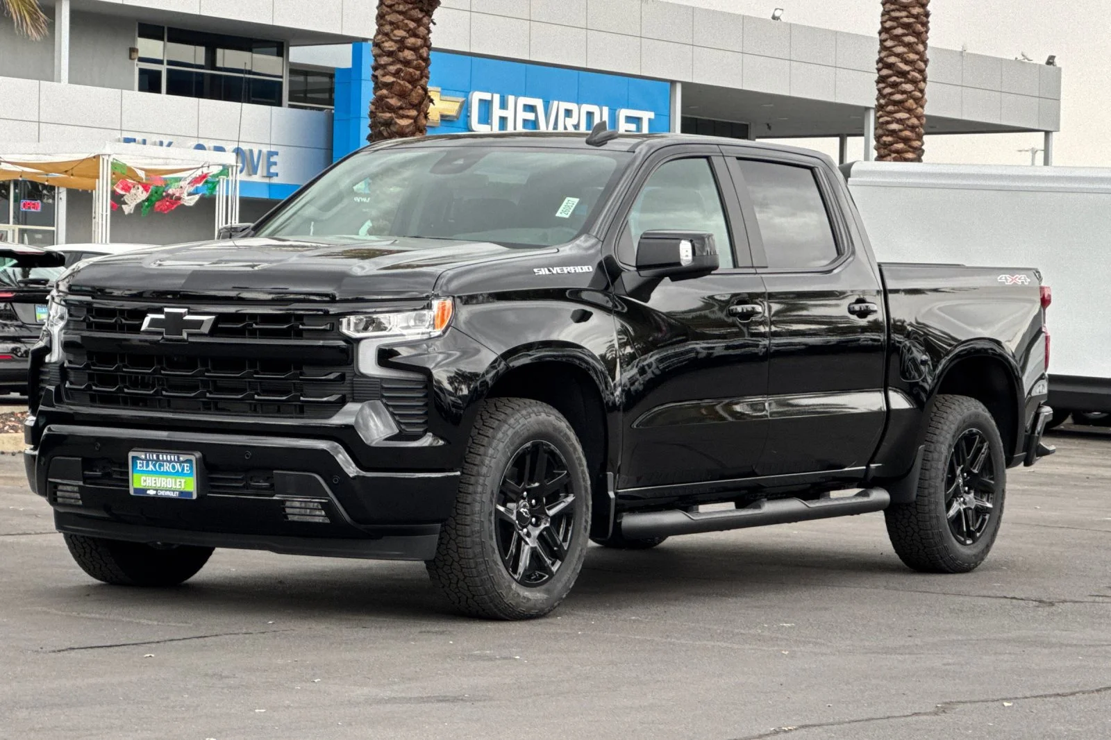 2026 Chevrolet Silverado 1500 RST view 7