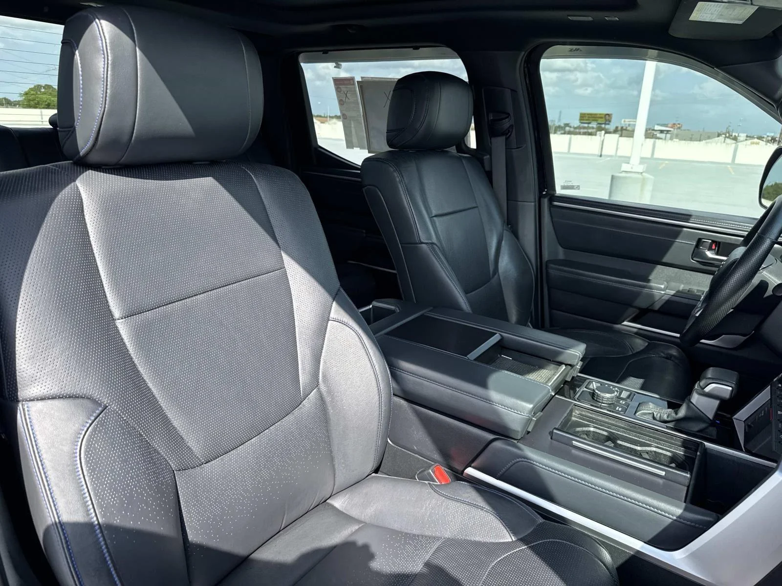 2022 Toyota Tundra Platinum - Photo 10