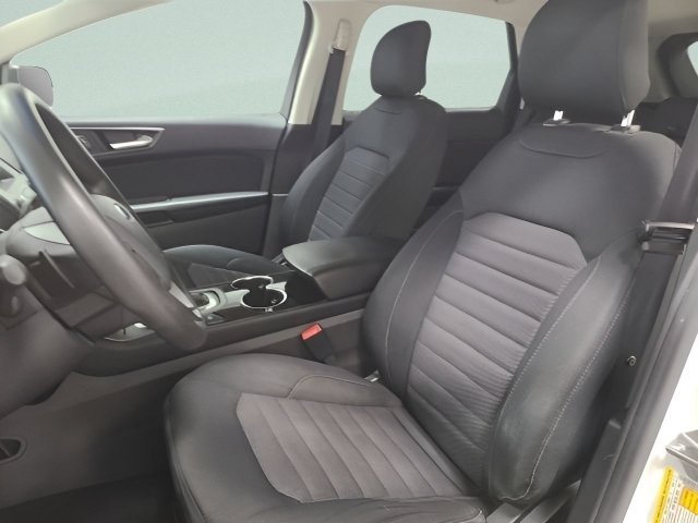 Used 2015 Oxford White Ford SE image 16