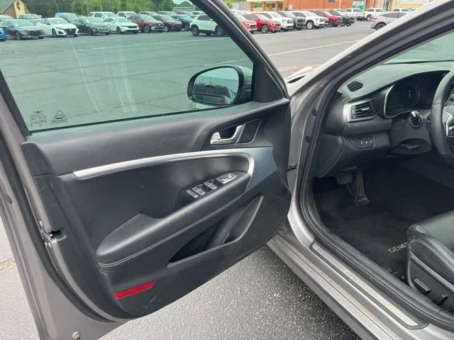 Used 2023 Silver Genesis 2.0T image 4