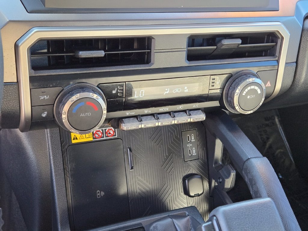 2025 Toyota 4Runner TRD Off-Road - Photo 21