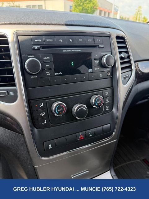 Used 2013 Silver Jeep Laredo image 14