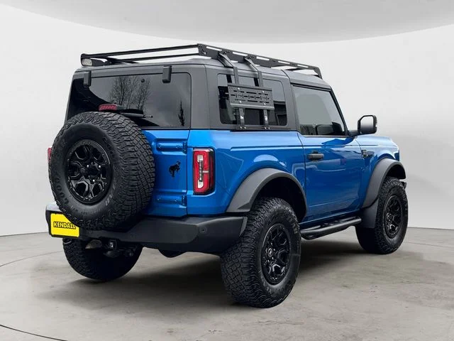 Used 2023 Velocity Blue Metallic Ford Wildtrak image 5