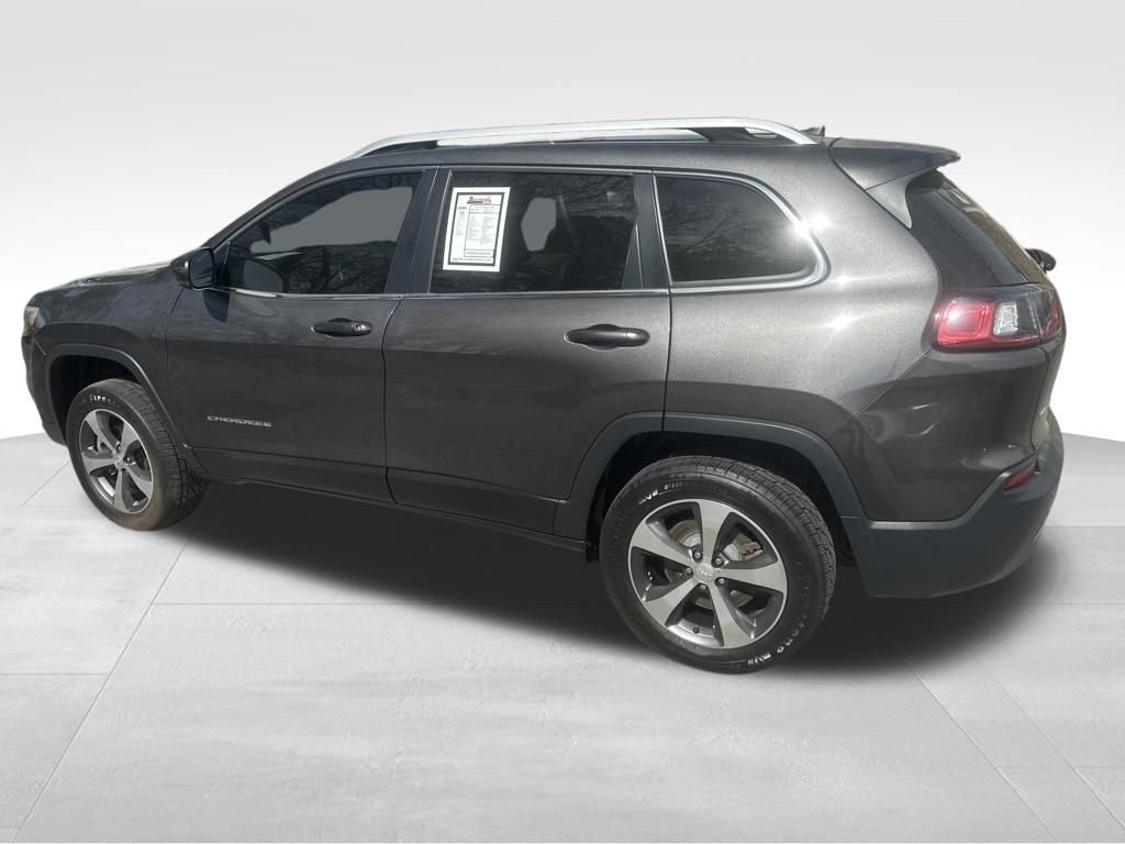 Used 2019 Gray Jeep Limited image 16