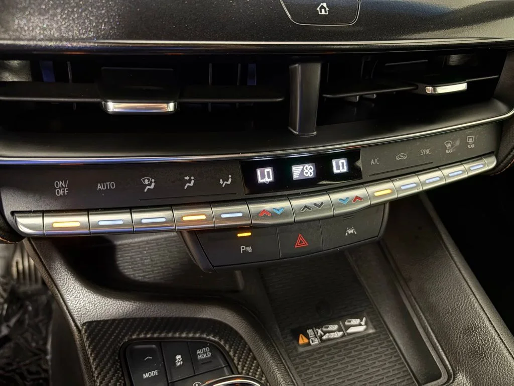 Used 2024 Velocity Red Cadillac V-Series image 27