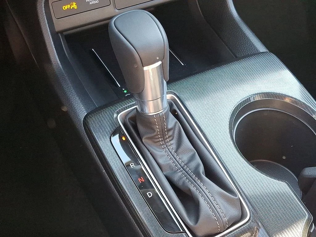 2025 Honda Civic Sport Touring - Photo 9