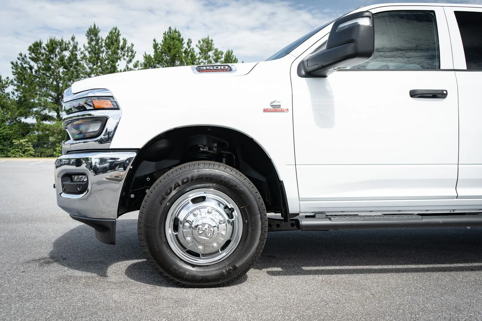 New 2026 White Ram Tradesman image 4