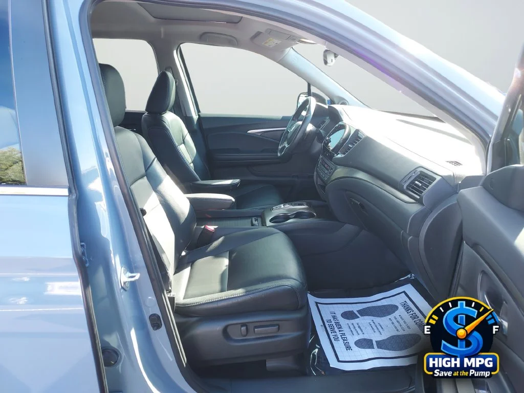 Certified Used 2022 Gray Honda Special Edition image 24