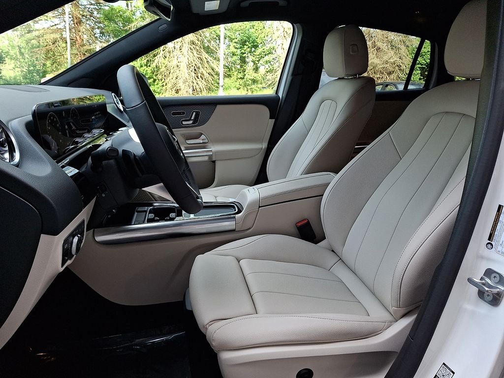 Certified Used 2026 White Mercedes-Benz GLA 250 image 13