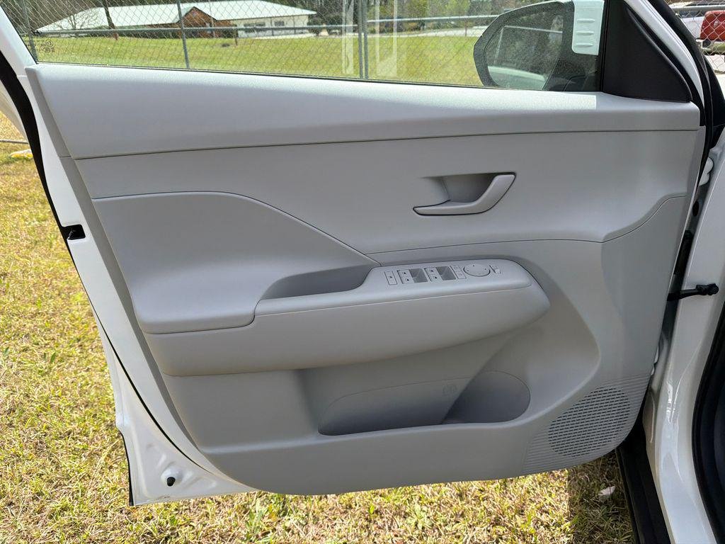 New 2026 White Hyundai SE FWD image 10