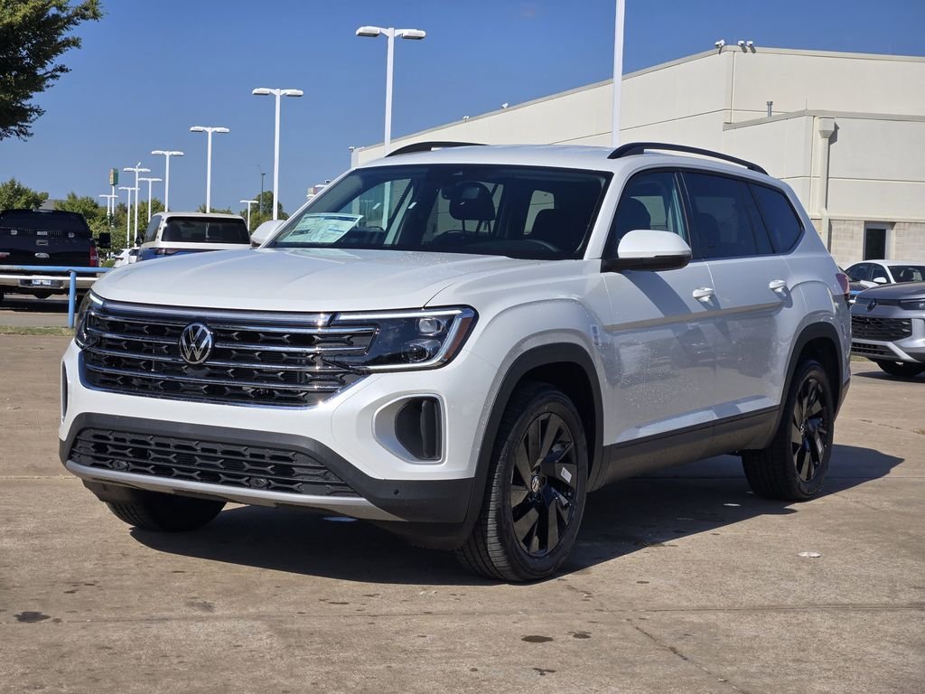 New 2026 White/off-white Volkswagen 2.0T SE w/Technology image 2