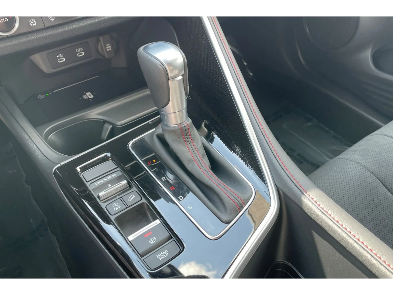 Used 2025 Solar Silver Metallic Acura w/A-Spec Package image 31