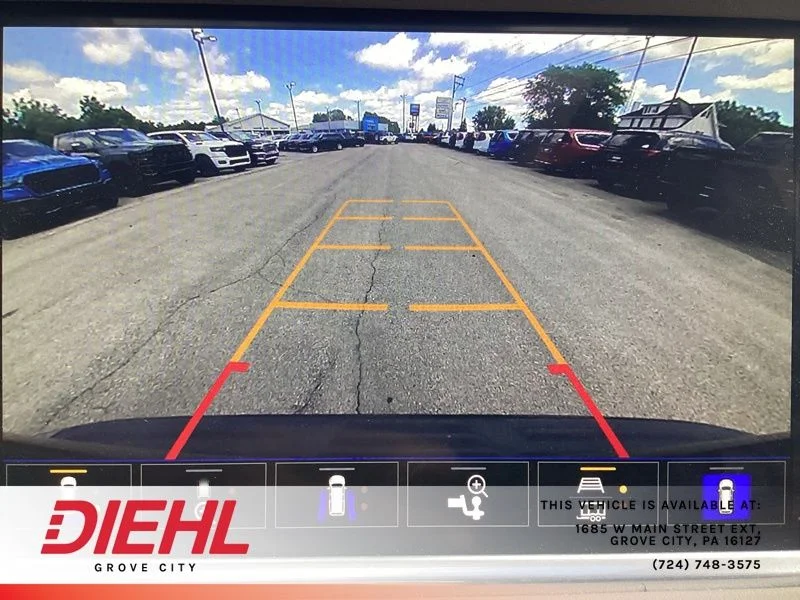 Used 2022 Black GMC Denali image 30
