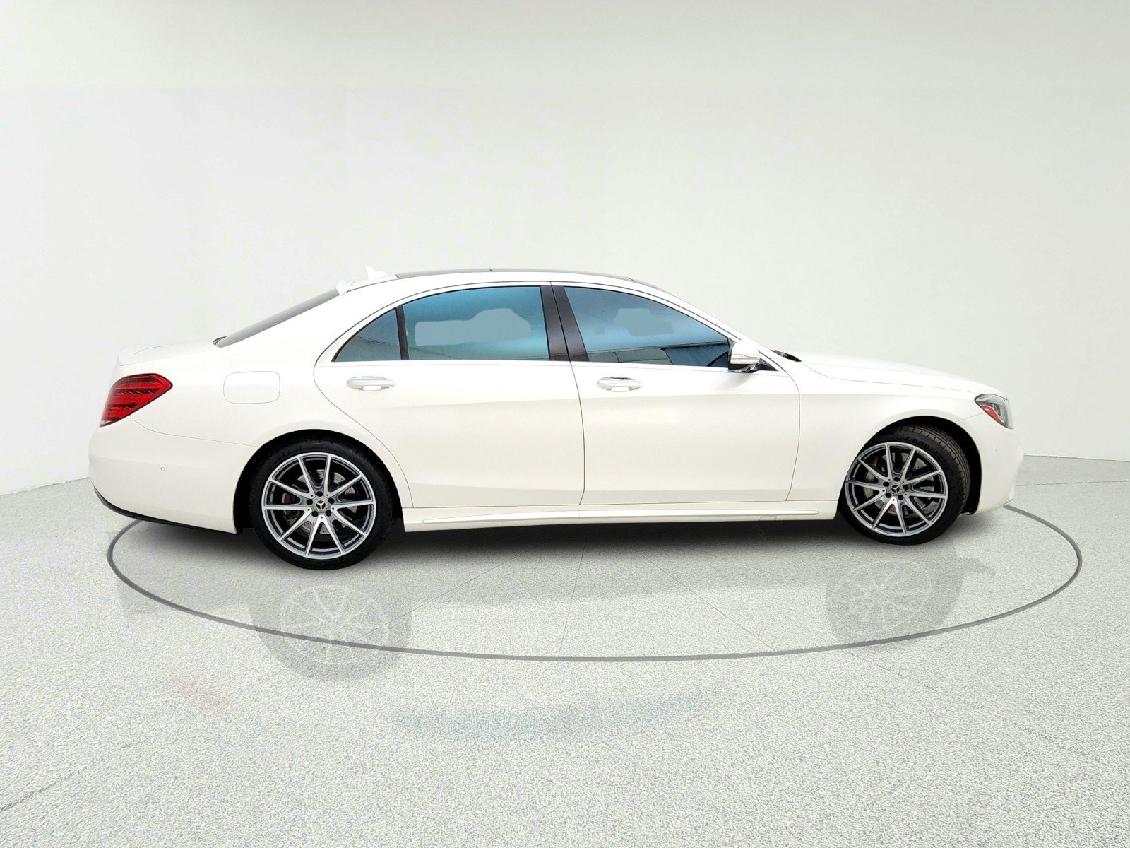 Used 2018 designo Diamond White Mercedes-Benz S 560 image 7