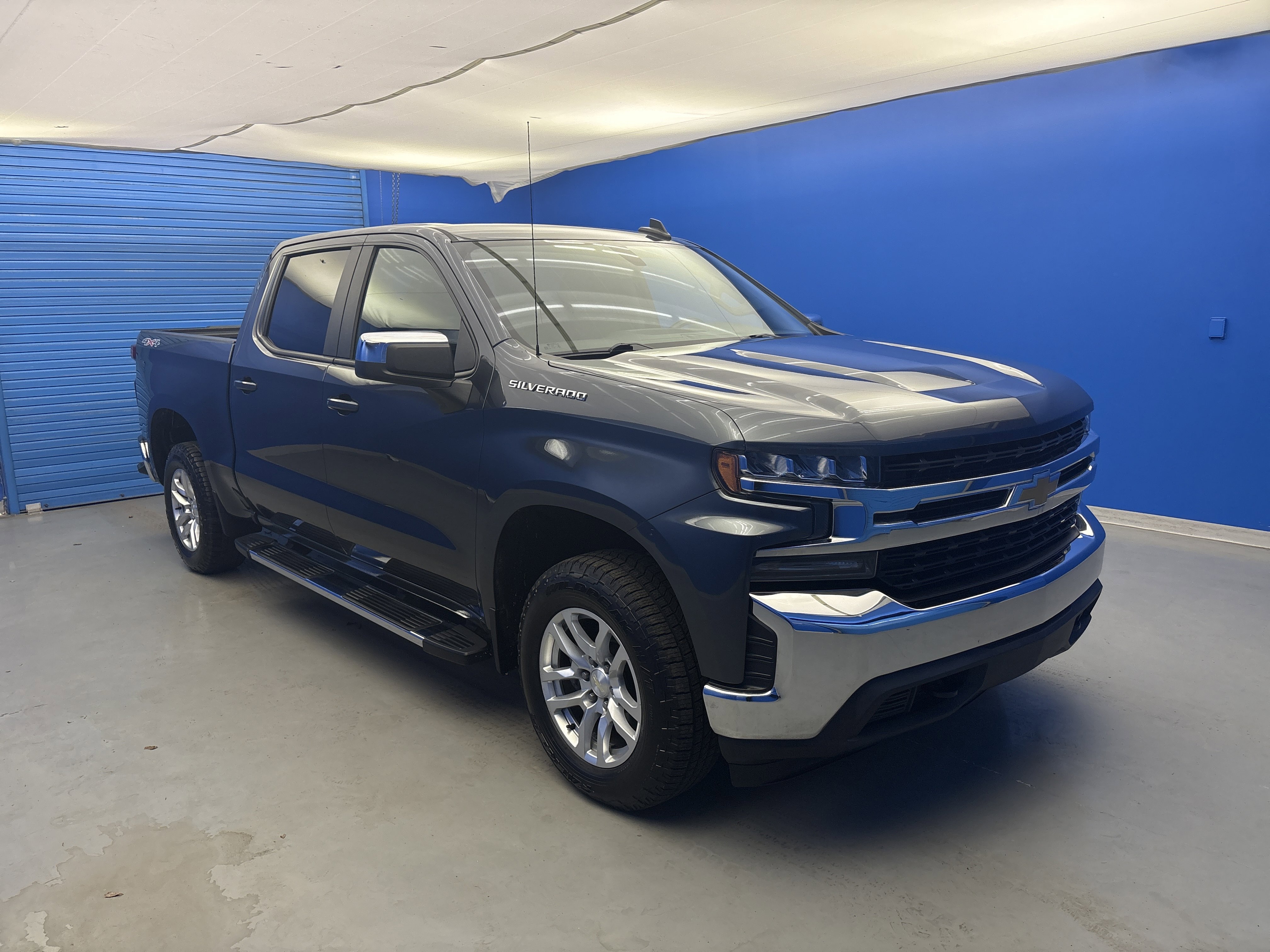 Used 2021 Shadow Gray Metallic Chevrolet LT image 2