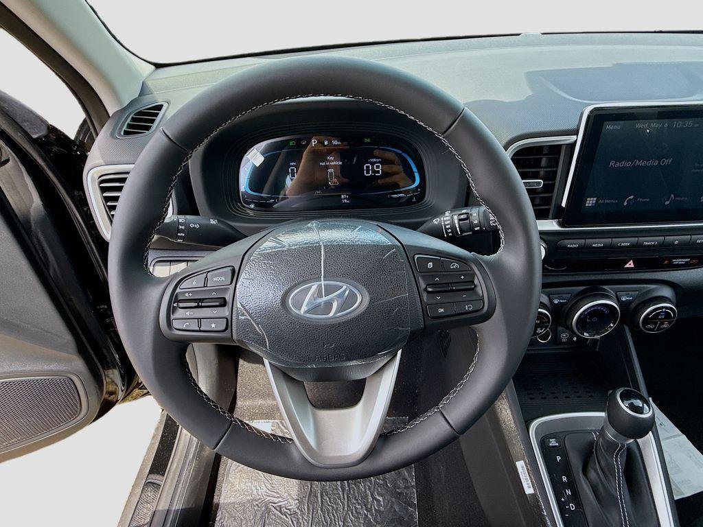 New 2026 Onyx Black Hyundai SEL image 8