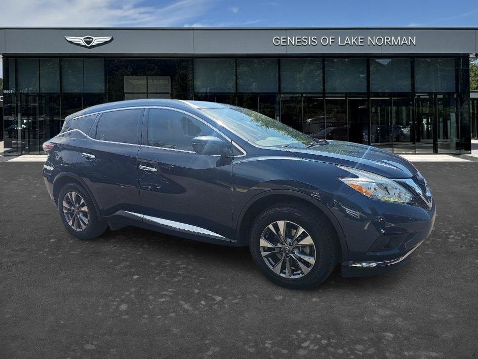 Used 2016 Arctic Blue Metallic Nissan SL image 3