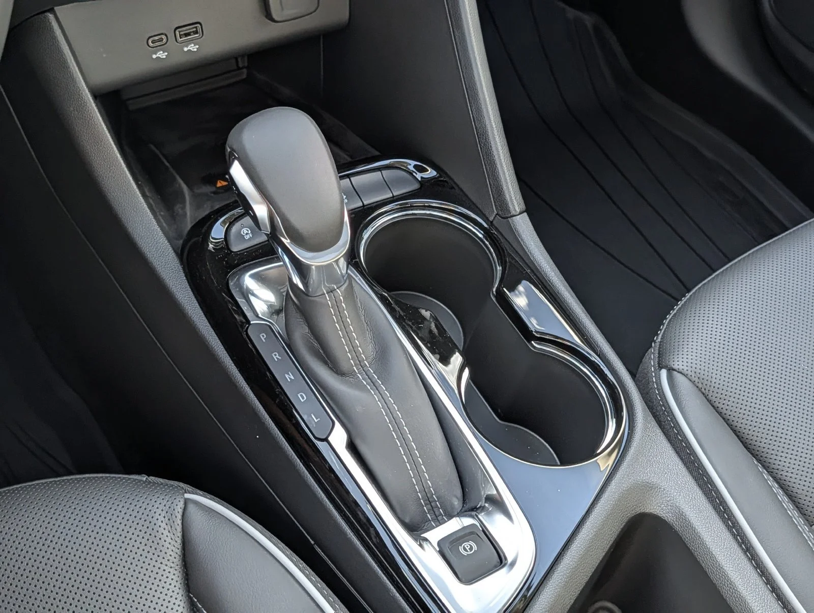 2026 Buick Encore GX Avenir - Photo 12