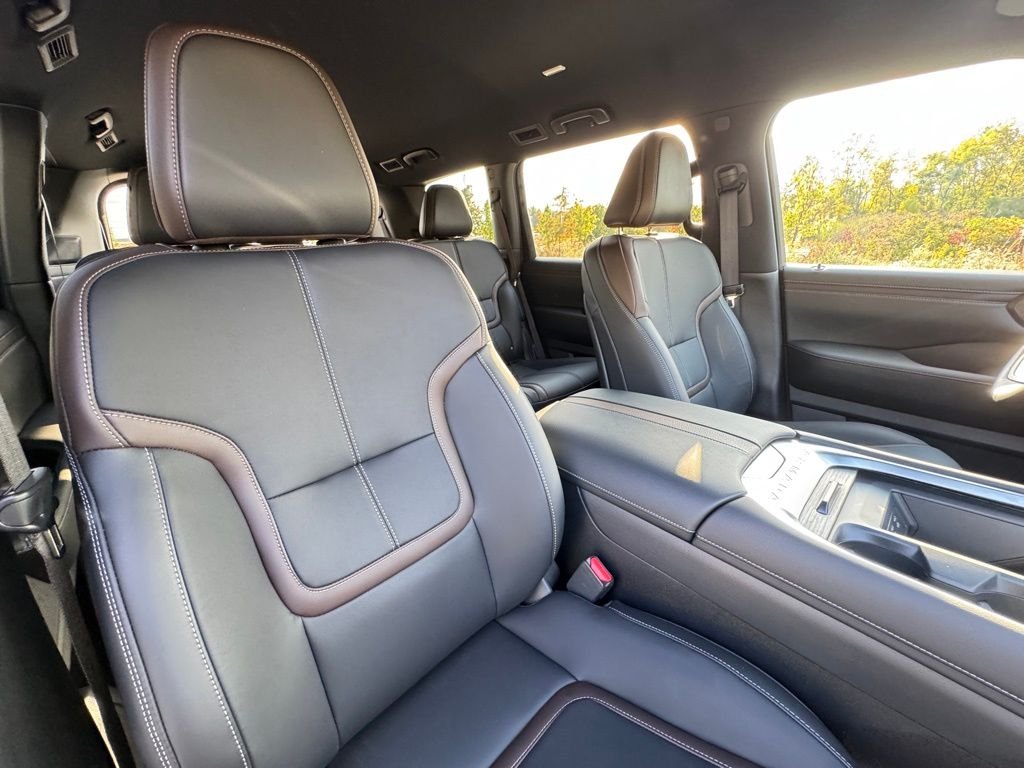 2026 Nissan Armada SL - Photo 28