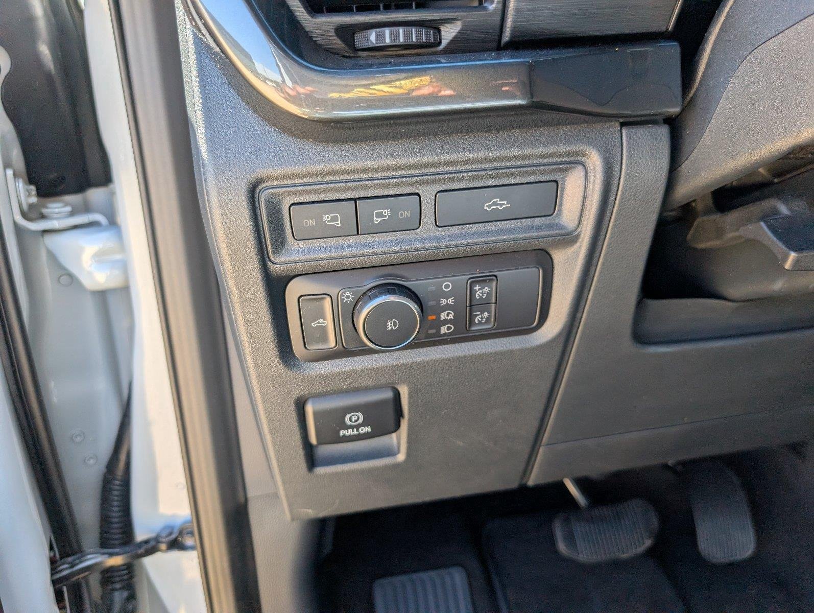 Used 2021 Space White Ford XLT image 36