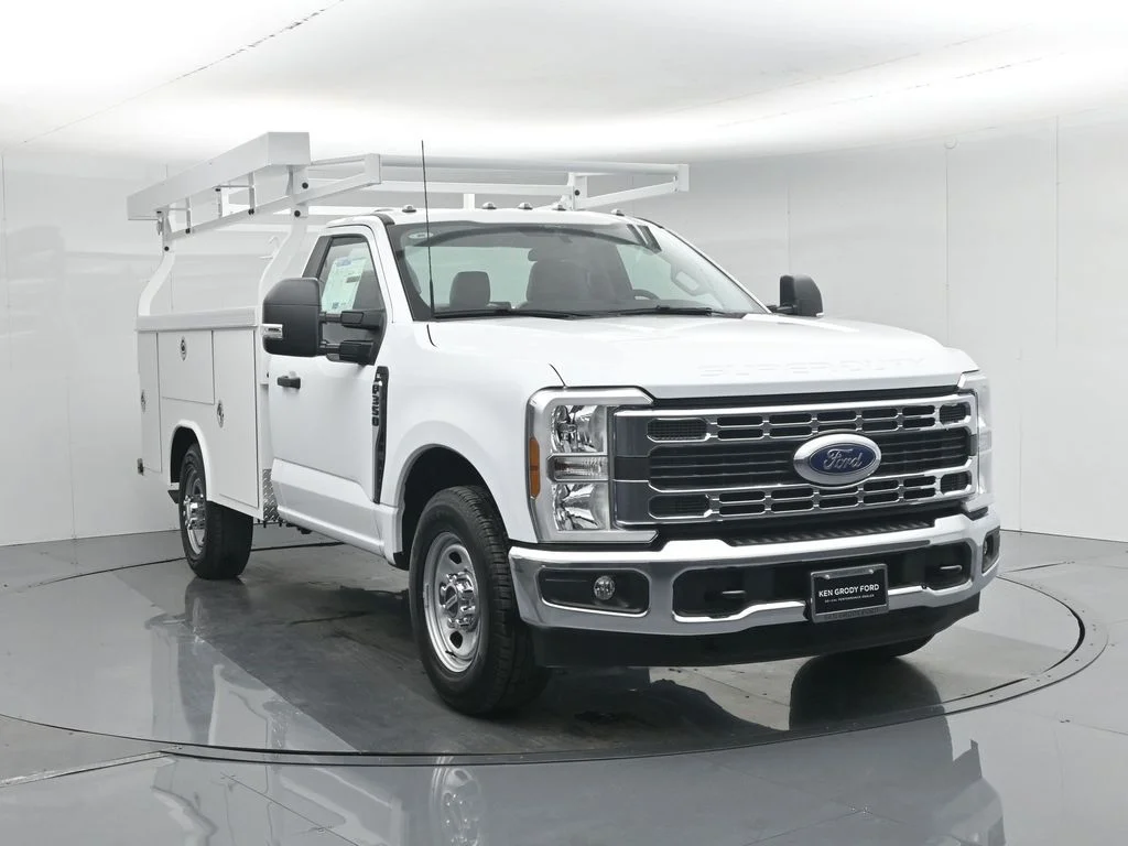 2026 Ford F-350 XL Regular Cab 145-In SRW's photo