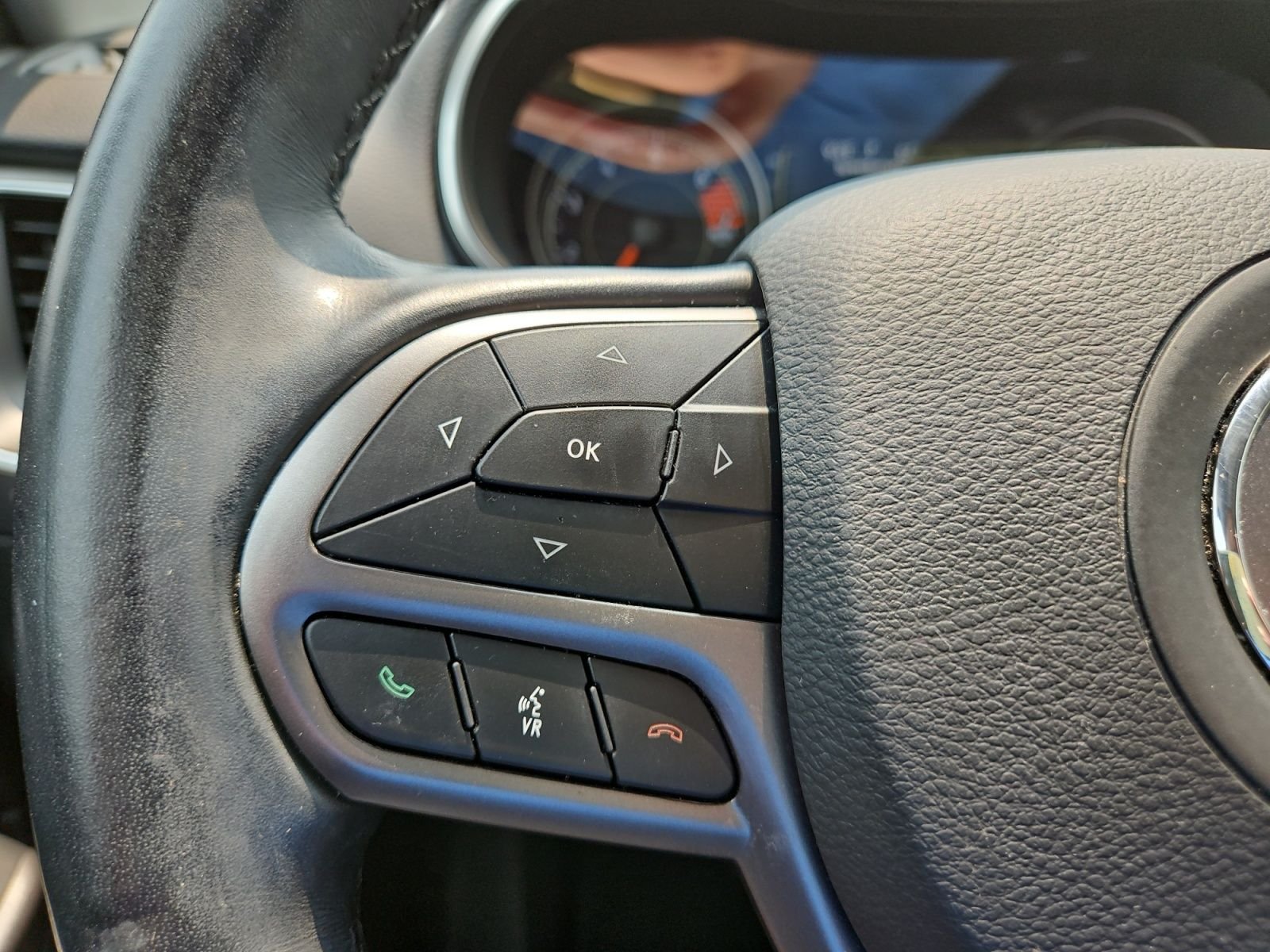 Used 2021 Beige Jeep Latitude Plus image 25
