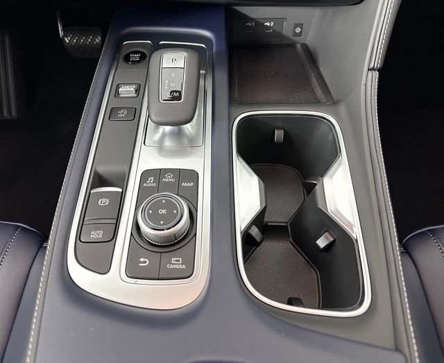 Certified Used 2026 White INFINITI SPORT image 18