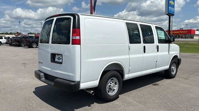 2025 Chevrolet Express Cargo Work Van - Photo 6