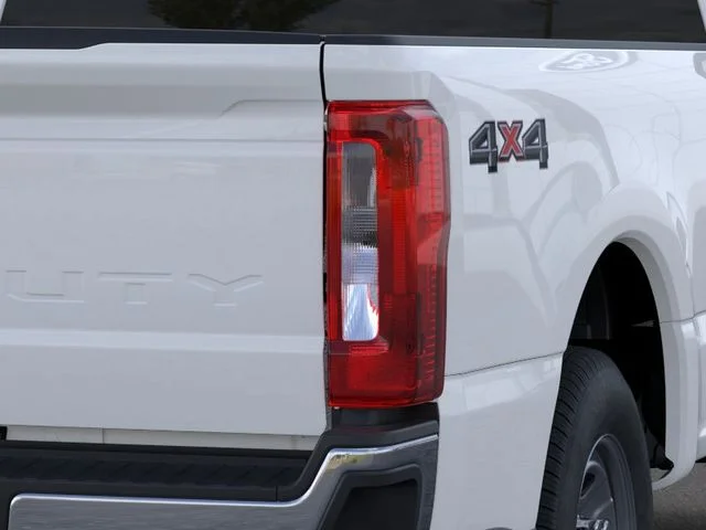 New 2026 Oxford White Ford XL image 21