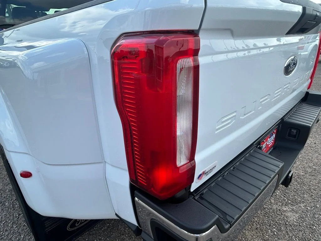 New 2026 Oxford White Ford F-350® XLT image 8