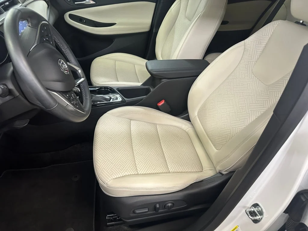 Certified Used 2023 WHITE FROST TRICOAT Buick Essence image 5