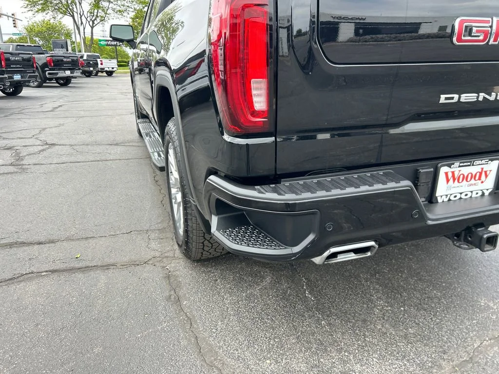 Certified Used 2026 Onyx Black GMC Denali image 38