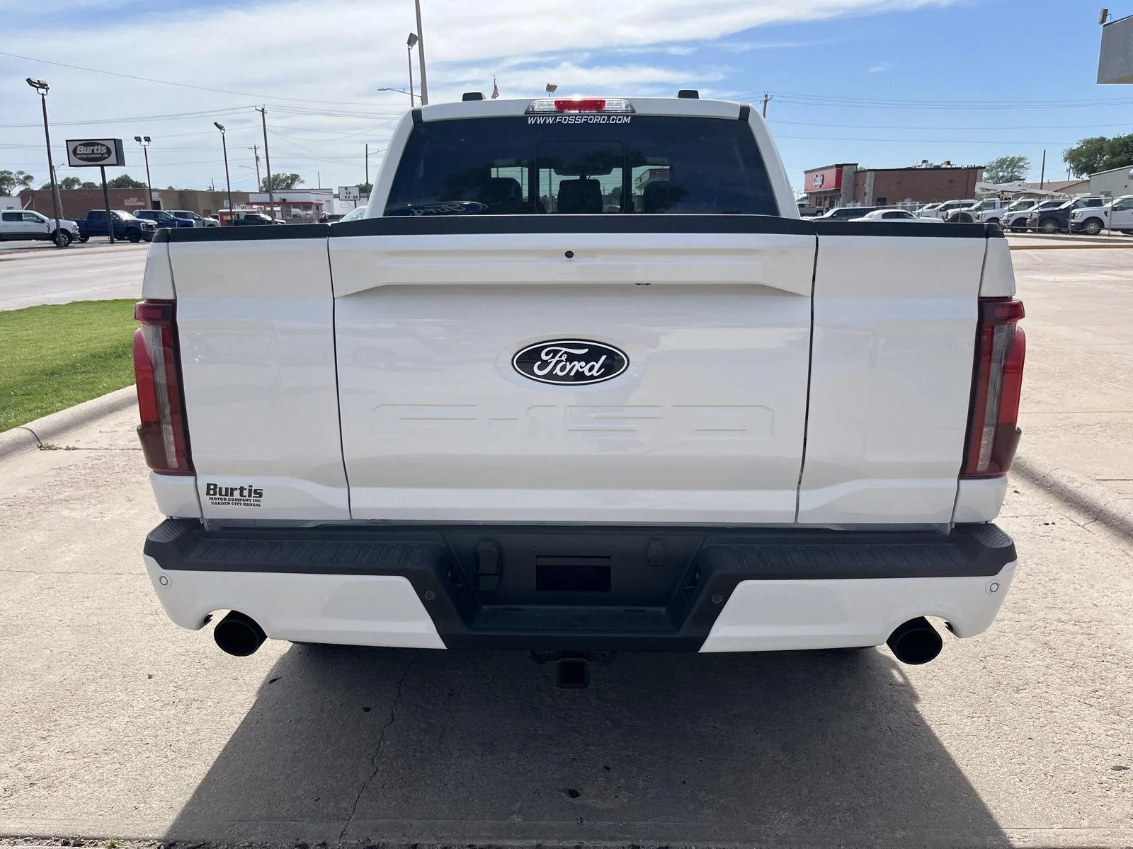 New 2026 Star White Metallic Tri-Coat Ford Lariat® image 7