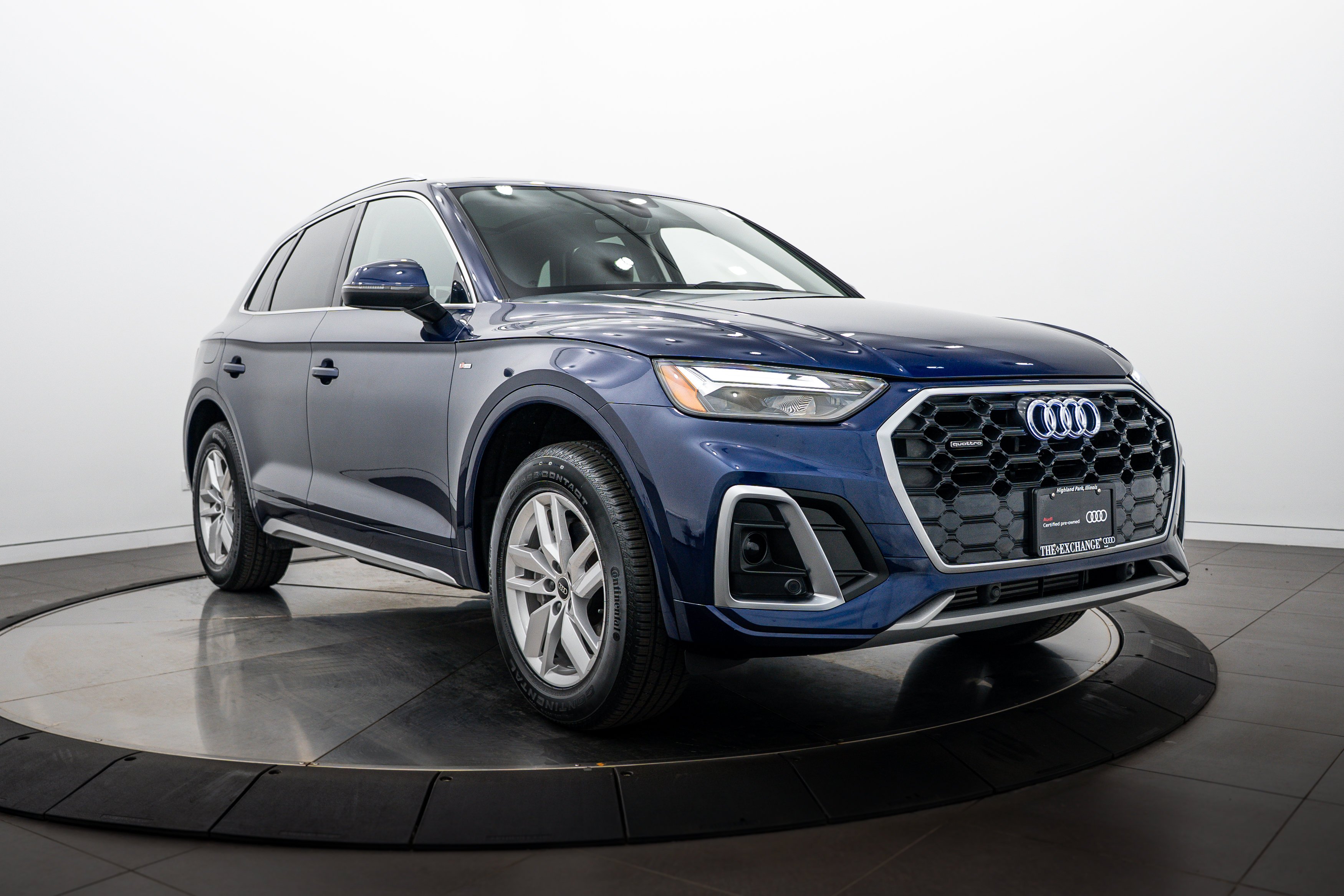 Certified Used 2023 Navarra Blue Metallic Audi S line Premium image 2