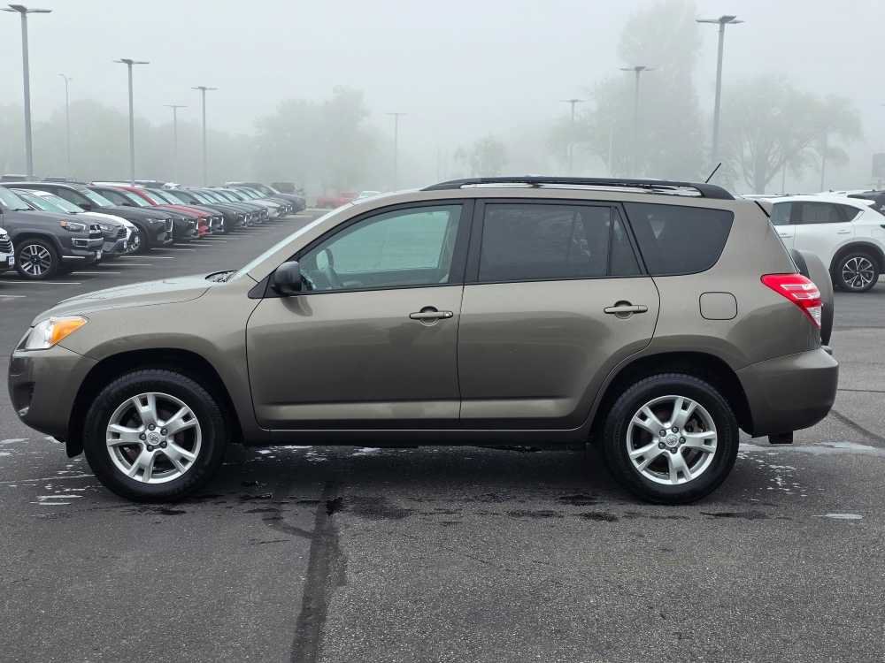 Used 2011 PYRITE MICA Toyota  image 2