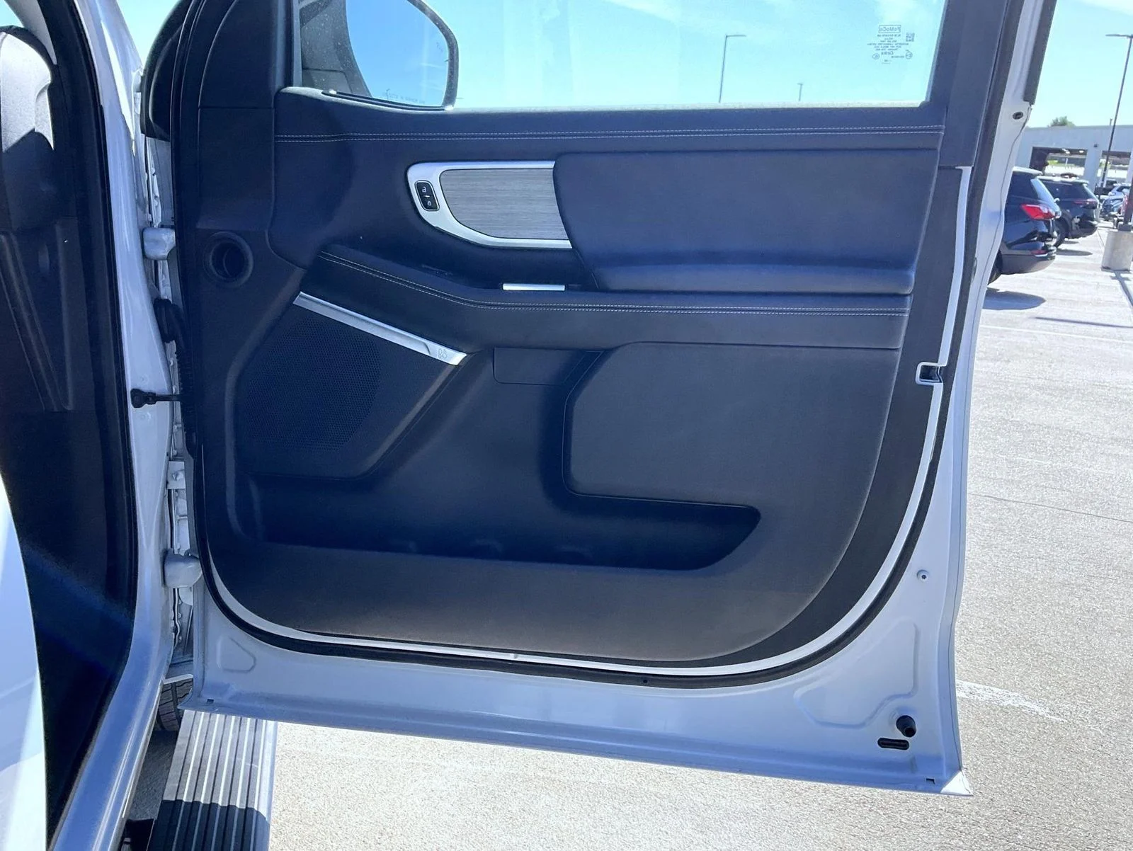 Used 2025 Silver Ford Platinum image 17