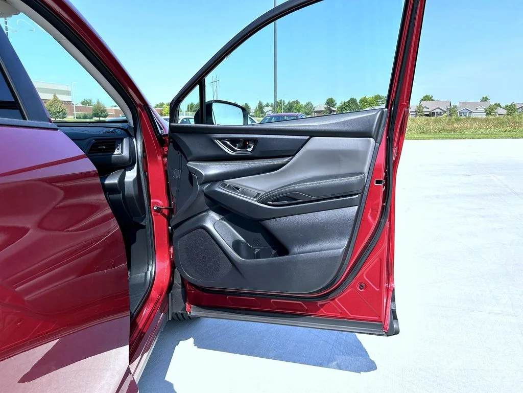 Used 2023 Red Subaru Onyx Edition image 17