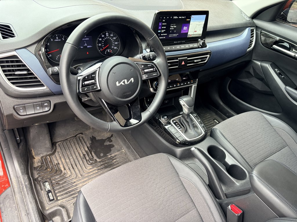 Used 2023 Mars Orange Kia S image 11