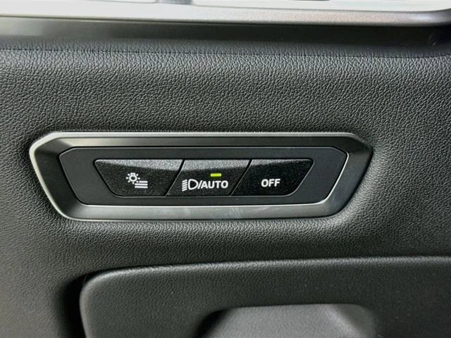 New 2027 Gray BMW xDrive40i image 10