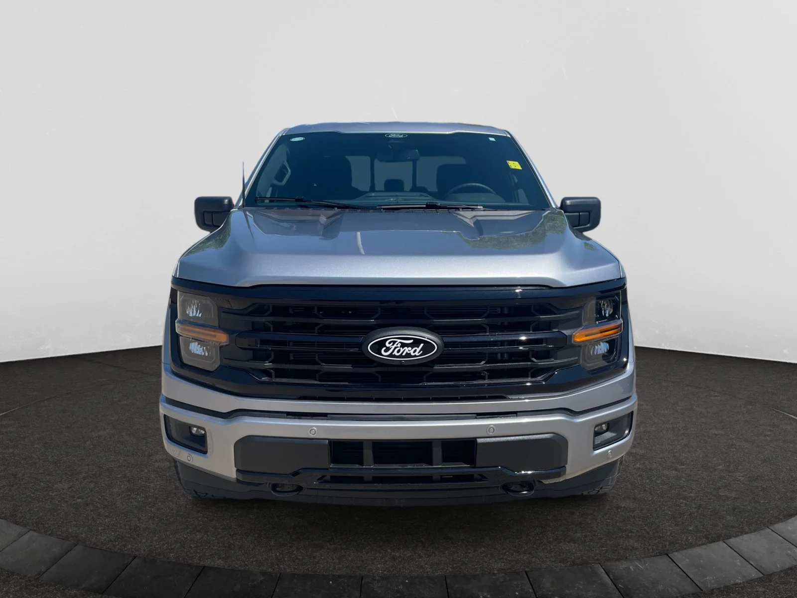 New 2026 Iconic Silver Metallic Ford XLT image 8