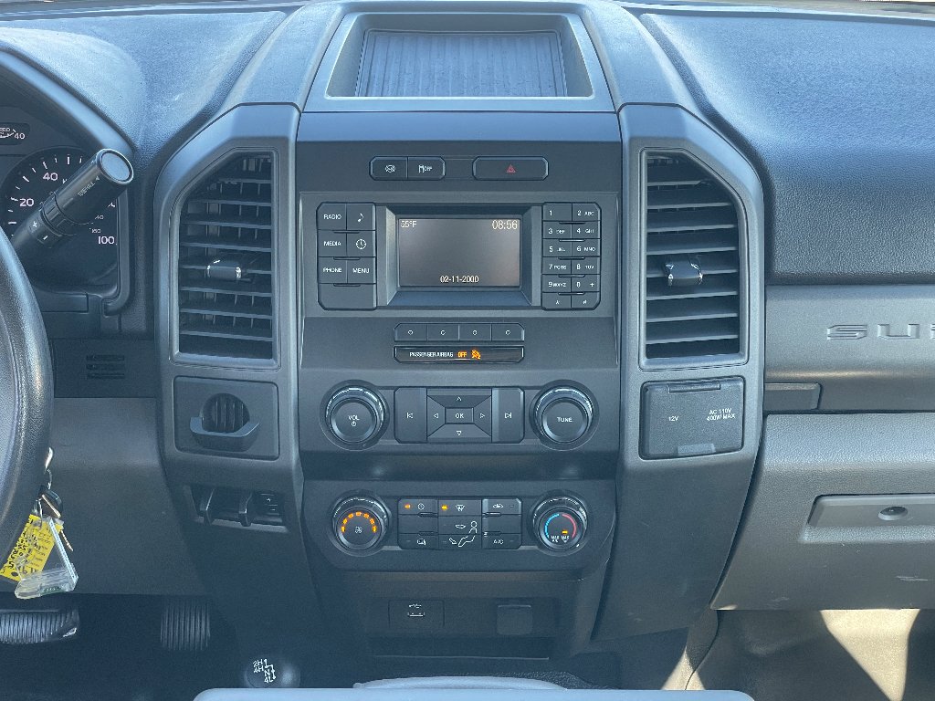 Used 2019 Oxford White Ford XL image 9