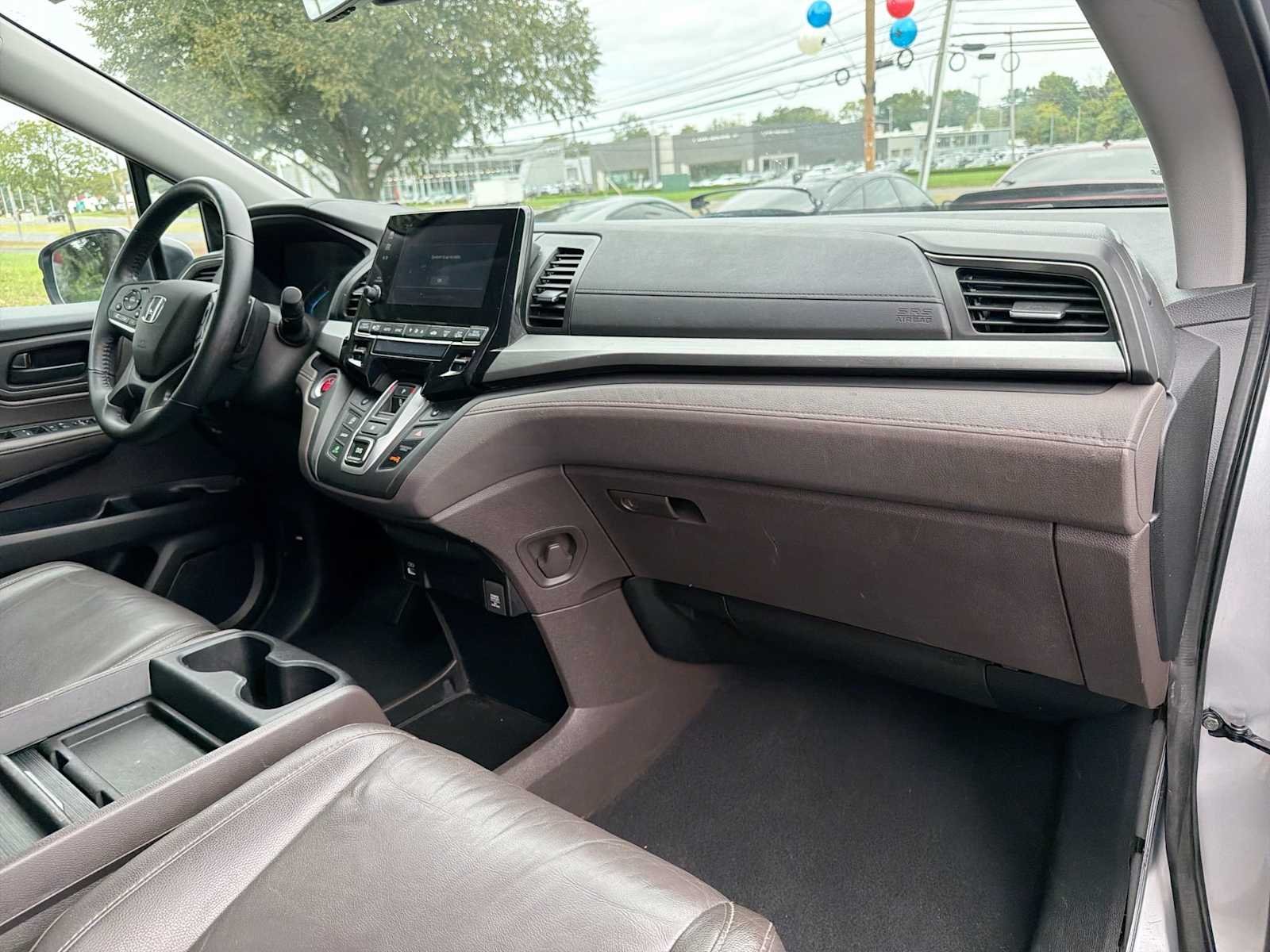 Used 2021 Lunar Silver Metallic Honda EX-L image 16