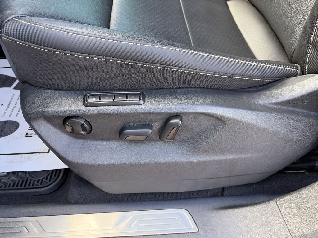 Used 2021  Volkswagen 3.6L V6 SEL image 13
